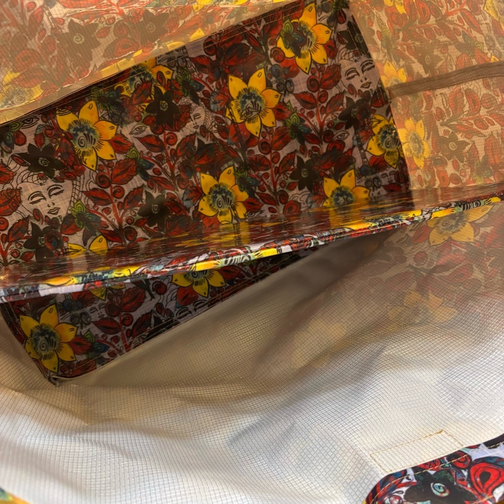 Sale! NEW Consuela Jumbo Tote Bag Sawyer Floral Sunflowers Yellow Red Blue NWT - Picture 10 of 16